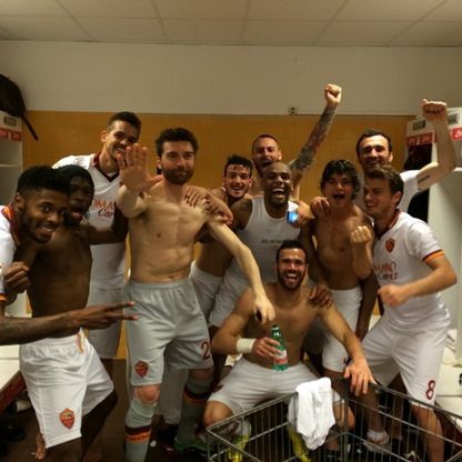 Roma in Champions, gli scatti della festa su twitter