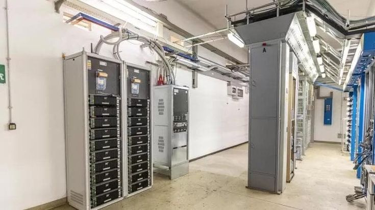 FiberCop, dietrofront sullo smart working. I sindacati protestano: “Stop ai turni da remoto”
