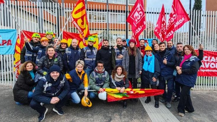 Ispettori del lavoro, protesta davanti alla Rai nel giorno della fiction
