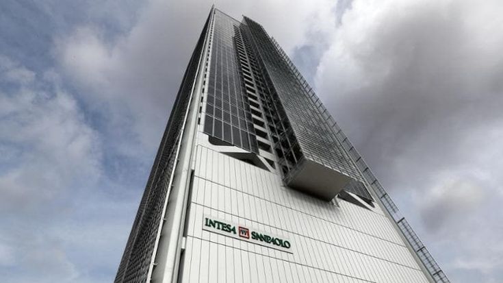 Faro della Consob su Intesa Sanpaolo e Mps. Le due banche vanno avanti con le offerte pubbliche