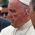  Colombia, Francesco si ferisce sulla papamobile. E chiede soluzione non violenta in Venezuela