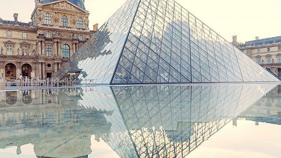 Da Firenze a Parigi, da Edimburgo agli States, i musei si svelano su Youtube o Google Maps