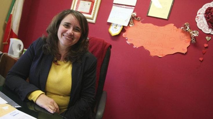 Truffa con i fondi Ue alla scuola Falcone dello Zen, si allarga l’inchiesta: dopo la preside, indagati gli insegnanti. Undici provvedimenti di sequestro