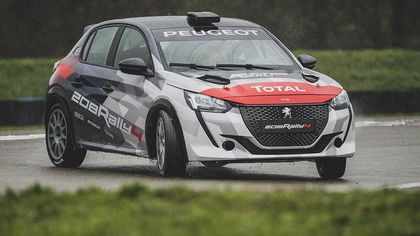 Peugeot Sport, ecco la nuova 208 Rally 4