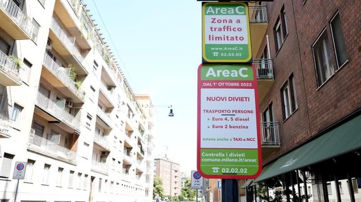 Area C, avanti come adesso per tutto il 2025: non si pagherà nel week end