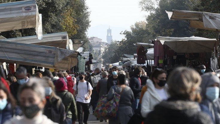 Rischio assembramenti al mercato delle Cascine, ipotesi chiusura per parchi e giardini