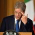 Governo, l'irritazione di Palazzo Chigi per la mozione anti tasse. Renzi a Padoan: non serve manovra