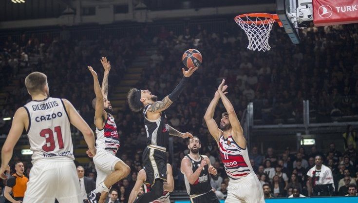Il pagellone del basket: un 4 alla Fortitudo copia e incolla di Ravenna, un ko uguale a troppi altri