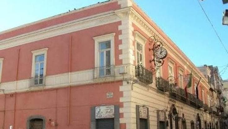 Rimborsopoli a Torre Annunziata, due ex consiglieri indagati