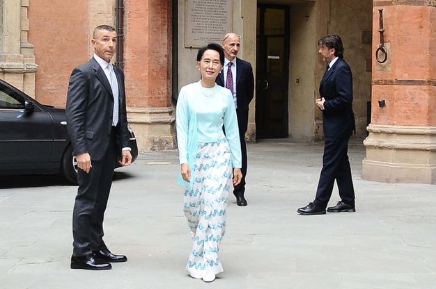L'eleganza di Aung