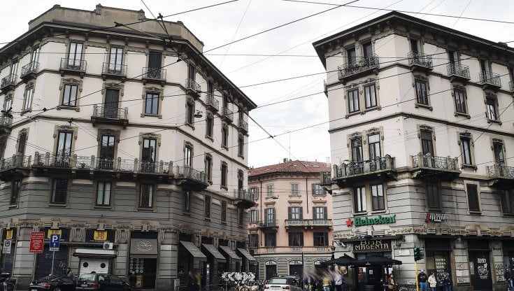 Palazzi storici milanesi al fondo Blackstone: affare da un miliardo