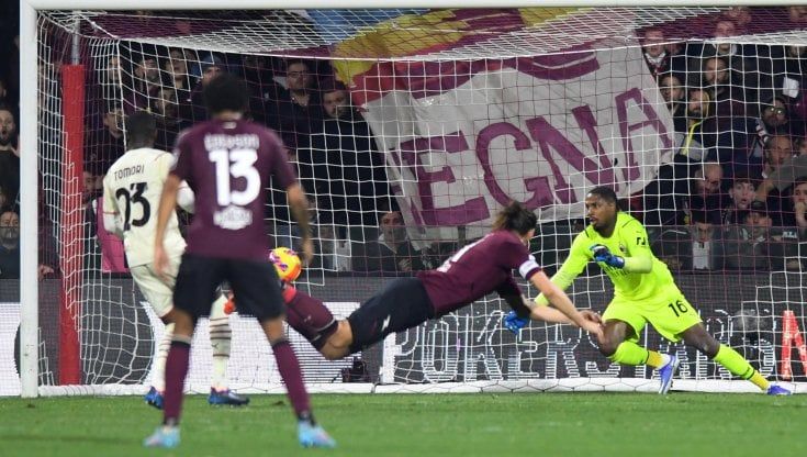 Salernitana-Milan 2-2: Rebic salva i rossoneri, ma la vetta è a rischio 