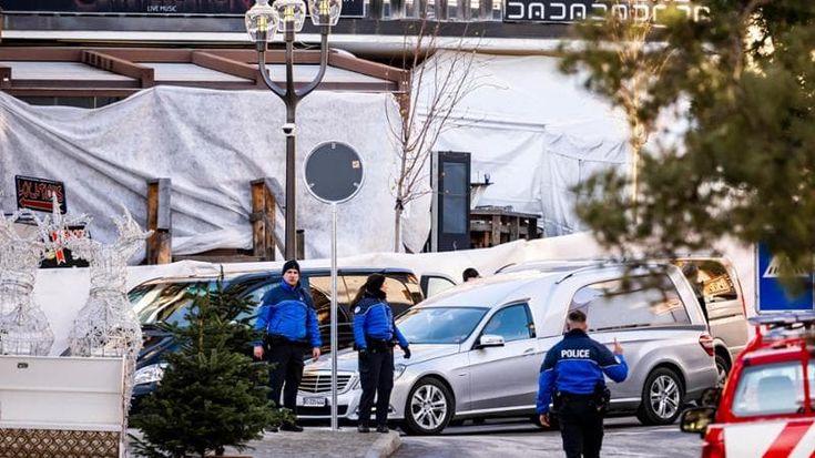 Crans-Montana, la strage di Capodanno: “Ho visto ragazzi senza capelli correre tra le fiamme ”