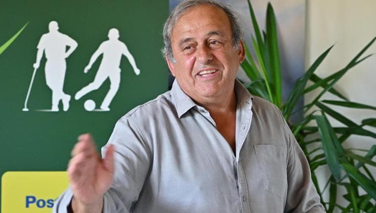 Michel Platini: “Maradona così diverso da me? Faceva due sport, calcio e basket”