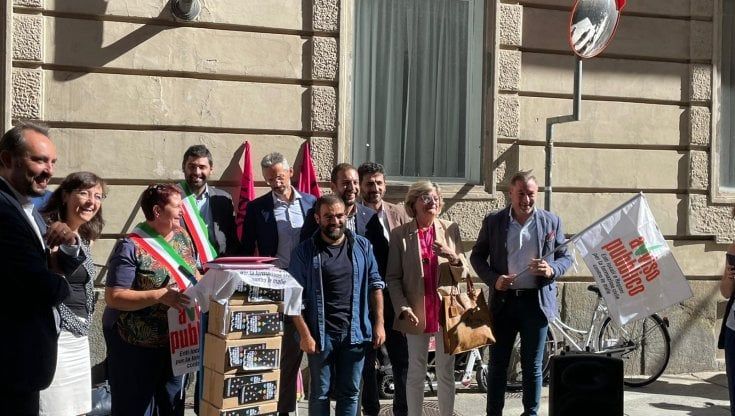 Dodicimila firme contro la legge regionale sul gioco d’azzardo in Piemonte