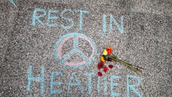 Charlottesville, "Yes, you are racist": il profilo Twitter che identifica i suprematisti bianchi