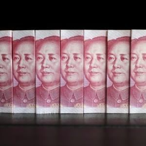 La Cina svaluta ancora lo yuan Borse pesanti: crolla il petrolio