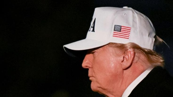 Soldati ai seggi e limiti al voto per posta: così Trump prova a truccare le elezioni di midterm