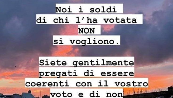 "I soldi di chi ha votato lei (leggi Meloni) in questo pub non si vogliono"