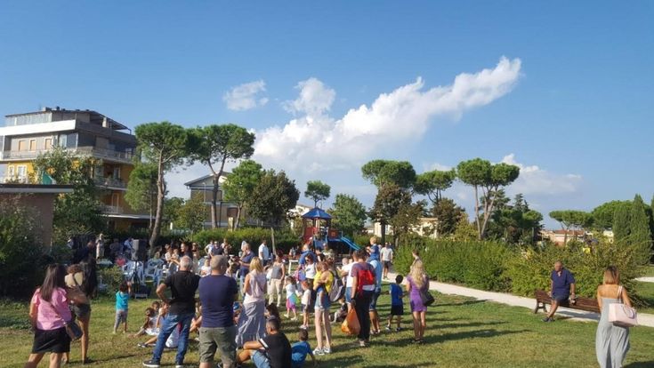"Riparare, pulire e verniciare: ecco le buone pratiche dei volontari di Casalotto "