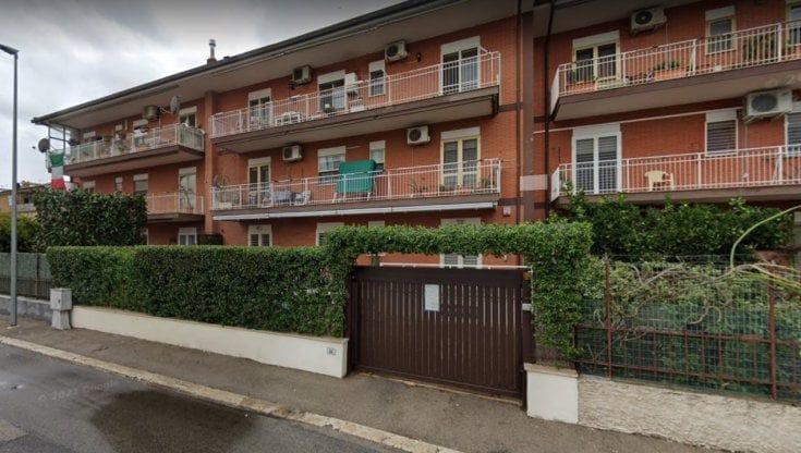 Latina: agguato in strada, un ferito
