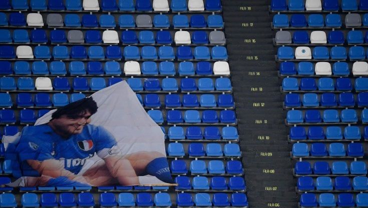 Morte Maradona, una nuova testimone: "Lo drogavano con pillole nella birra"