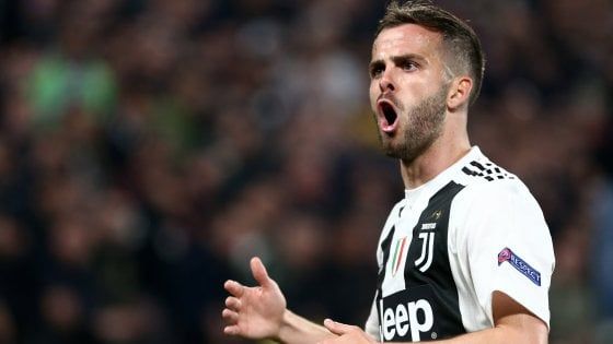 Juventus, è già futuro: Manolas per la difesa, ma Pjanic potrebbe partire
