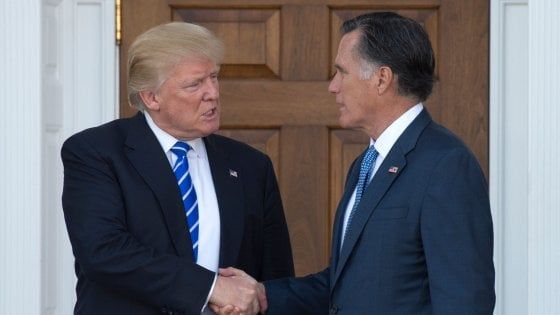 Usa, Romney attacca Trump: "Non ha le qualità per fare il presidente" e Donald twitta: "Lui non ha vinto"