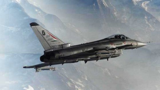 Gioia del Colle, due caccia intercettano volo egiziano senza contatto radio e diretto a Roma