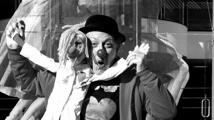 Rodolfo Matto, un clown al Quirinale: “Premiato da Mattarella perché il sorriso è una cura”