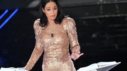 Sanremo 2020, il monologo di Rula Jebreal: il leggio bianco e il leggio nero delle donne