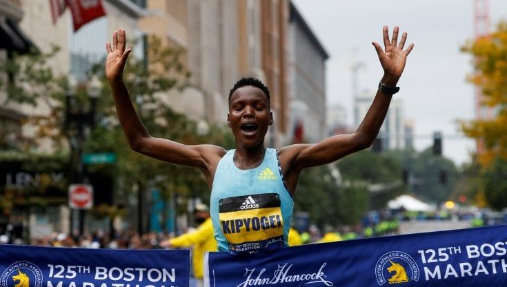 Diana Kipyokei positiva al doping: ha vinto la maratona di Boston del 2021