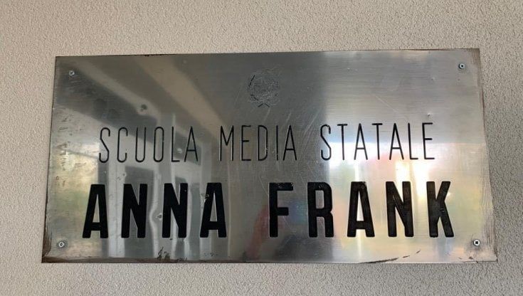 Giorno della Memoria, a Varese una scuola media intitolata ad Anna Frank