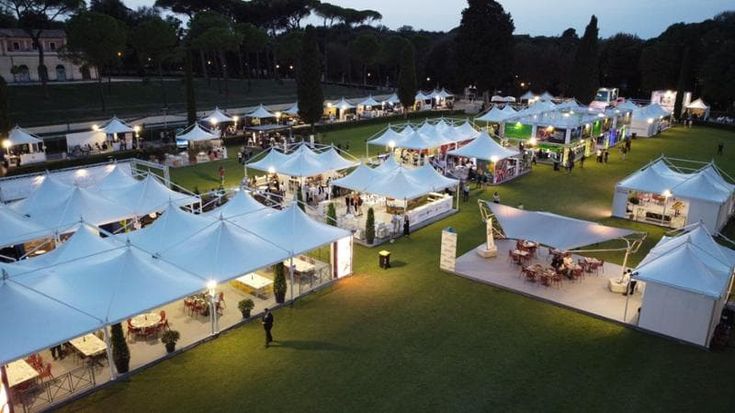 Vinòforum a Villa Borghese, ottocento cantine giocano la scommessa della qualità