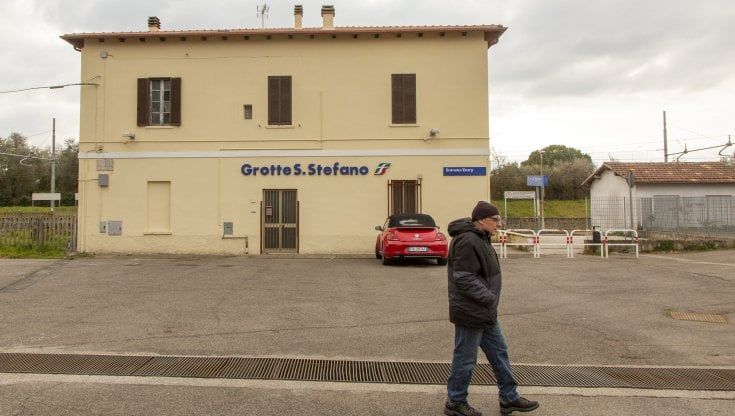 Grotte Santo Stefano, il paese che non c'è