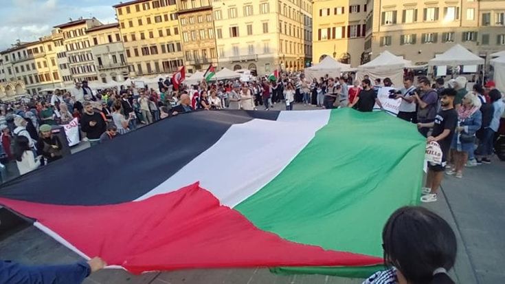 Dolore e rabbia, 500 in piazza per il popolo palestinese