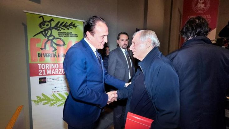Cirio difende la sua vice Chiorino sul caso della Bisteccheria: “Poco accorta ma sempre onesta”