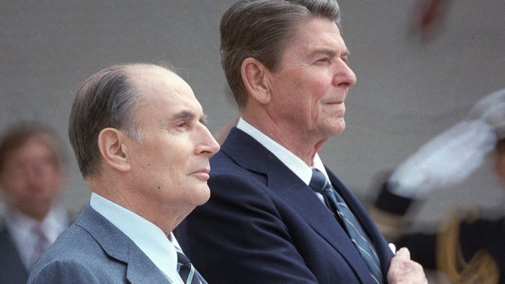 Il primo articolo di Vittorio Zucconi per Repubblica: l’amaro destino di Francois Mitterrand