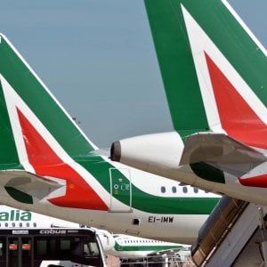 Alitalia, il Garante sullo sciopero del 5 aprile: "E' legittimo"