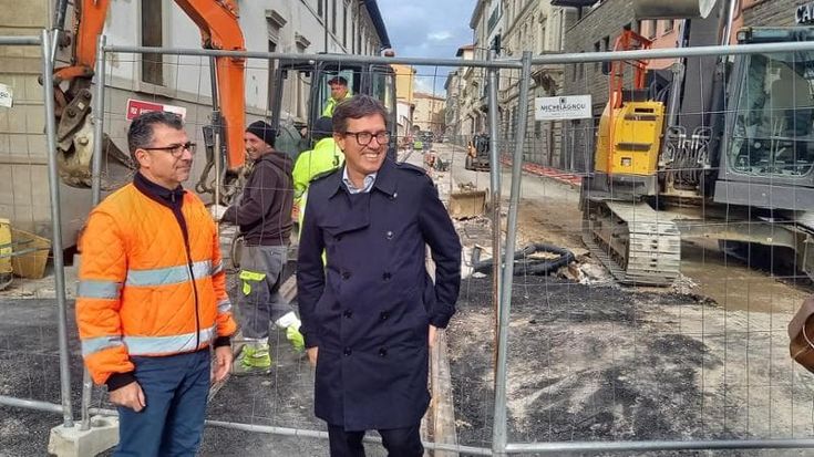 Tramvie e scudo verde, scontro totale Nardella-centrodestra: “Volete smantellare”, “No, non siamo come Attila”
