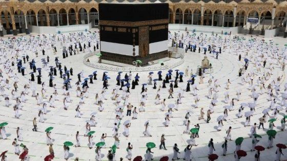 Arabia Saudita, ruoli di alto livello per 10 donne nella presidenza delle Due Sacre Moschee