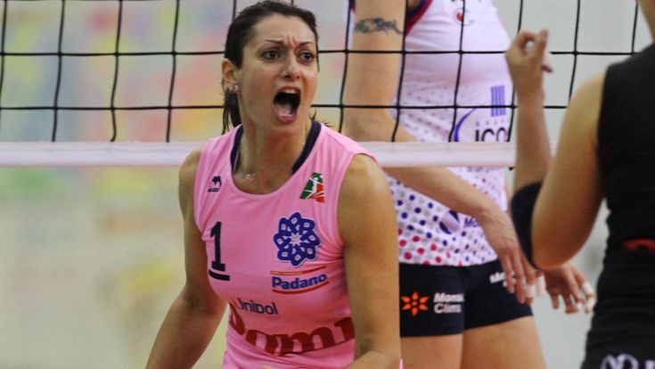 Lara Lugli: “Ero incinta, mi hanno trattata come una dopata e il club mi chiede i danni”