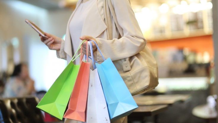 Centri commerciali, il fatturato sale e si avvicina ai livelli pre-pandemia