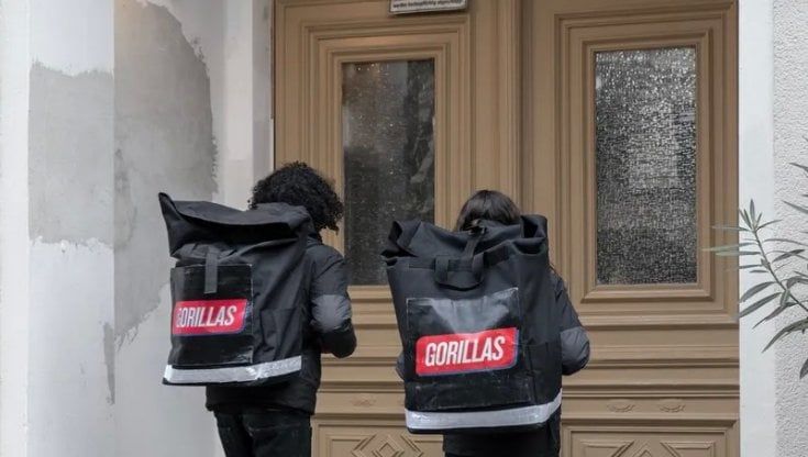 A Firenze sbarca Gorillas, ma non in tutta la città app delivery con consegne rapide 