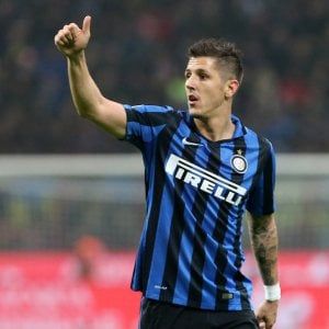 Fiorentina: per Jovetic serve lo sconto, Alonso verso il Chelsea