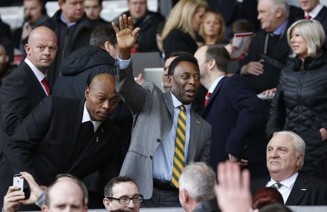 Liverpool-Manchester United, in tribuna c'è Pelè