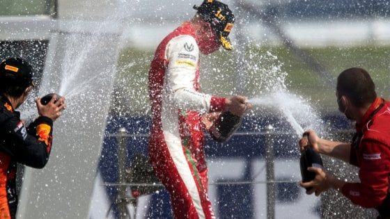 Formula uno, arriva Schumi jr: guiderà l'Alfa Romeo nelle prime libere al Nurburgring