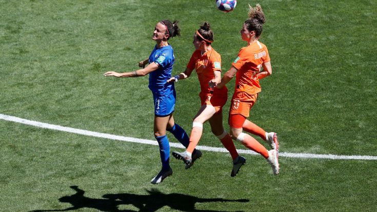 Il mondiale in Francia: oltre le lacrime la lezione azzurra il calcio è di tutte