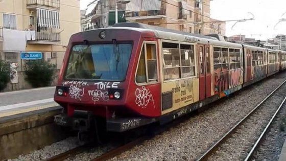 Il sindaco di Piana di Sorrento all'Eav: "Sospendete le corse Circum a Pasqua"