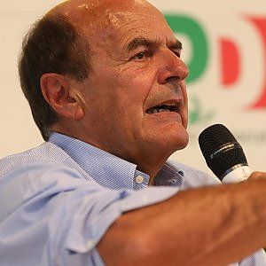 Legge stabilità, sinistra dem all'attacco. Bersani: "E' contro Costituzione"